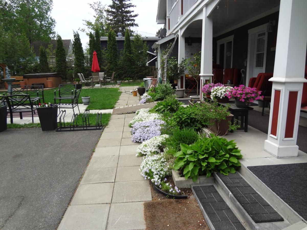 Auberge Pres du Lac Saint-Donat-de-Montcalm Extérieur photo