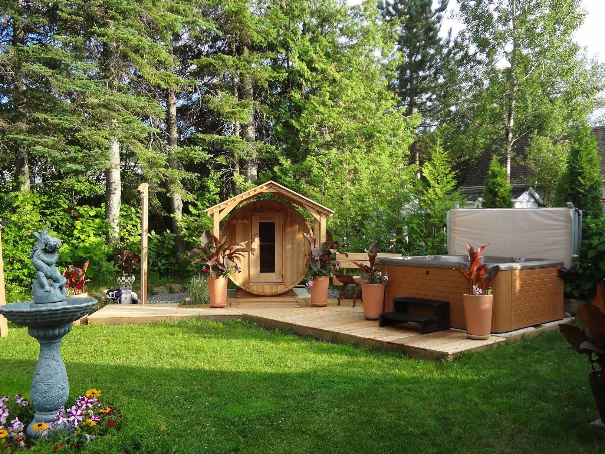 Auberge Pres du Lac Saint-Donat-de-Montcalm Extérieur photo